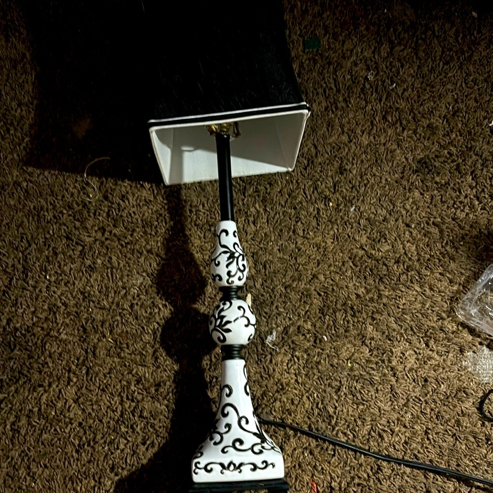 vintage lamp -black -white